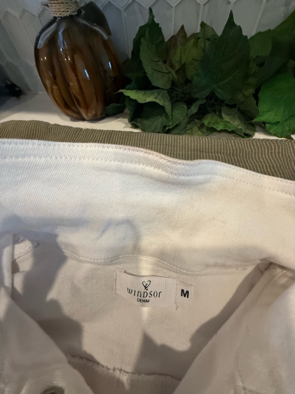 Windsor Denim White Short-Sleeve Romper W/Button-Up Front M - Picture 12 of 12